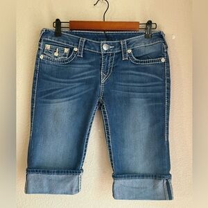 True Religion Medium Wash Mid Rise Denim Knee Length Cuffed Bermuda Shorts 29